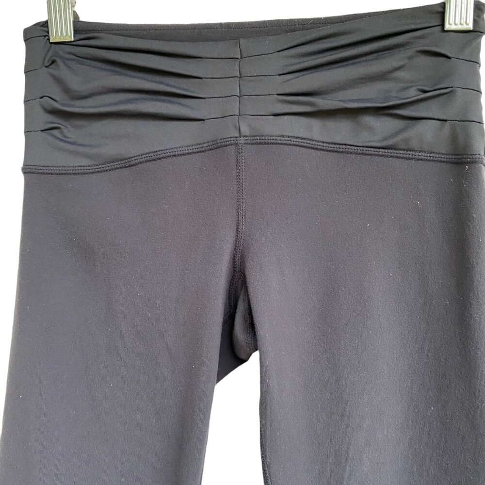 Lululemon Embrace Crop Capri Legging Womens size 4 Gray Ruched Pin Tuck Athletic - Picture 3 of 10